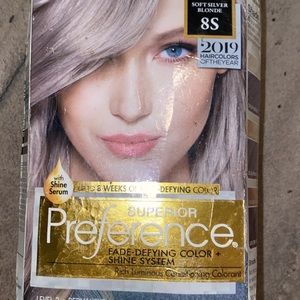 L’Oreal Paris hair dye